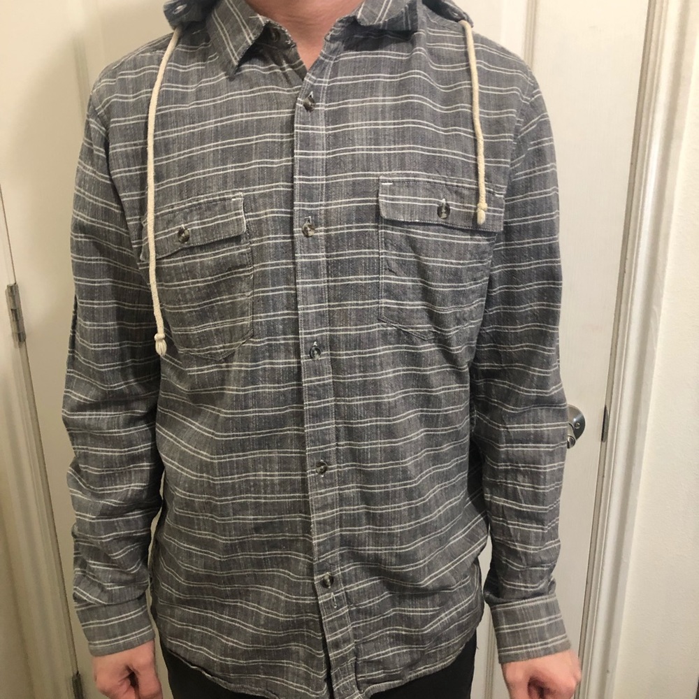Men’s BillaBong long sleeve hooded shirt